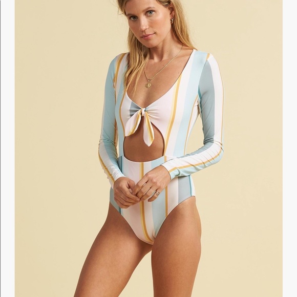 Billabong ☀️ Salty Blonde Feelin Salty One Piece - Picture 7 of 13